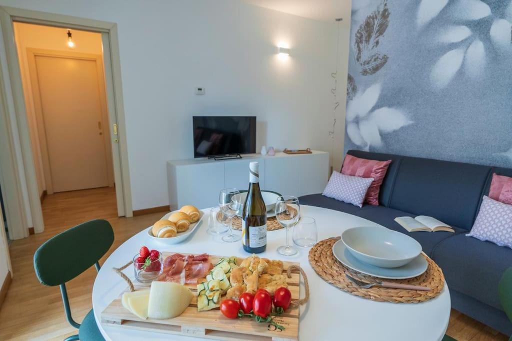Pitty A Zona Centro E Mare By Yohome Apartment Pesaro
